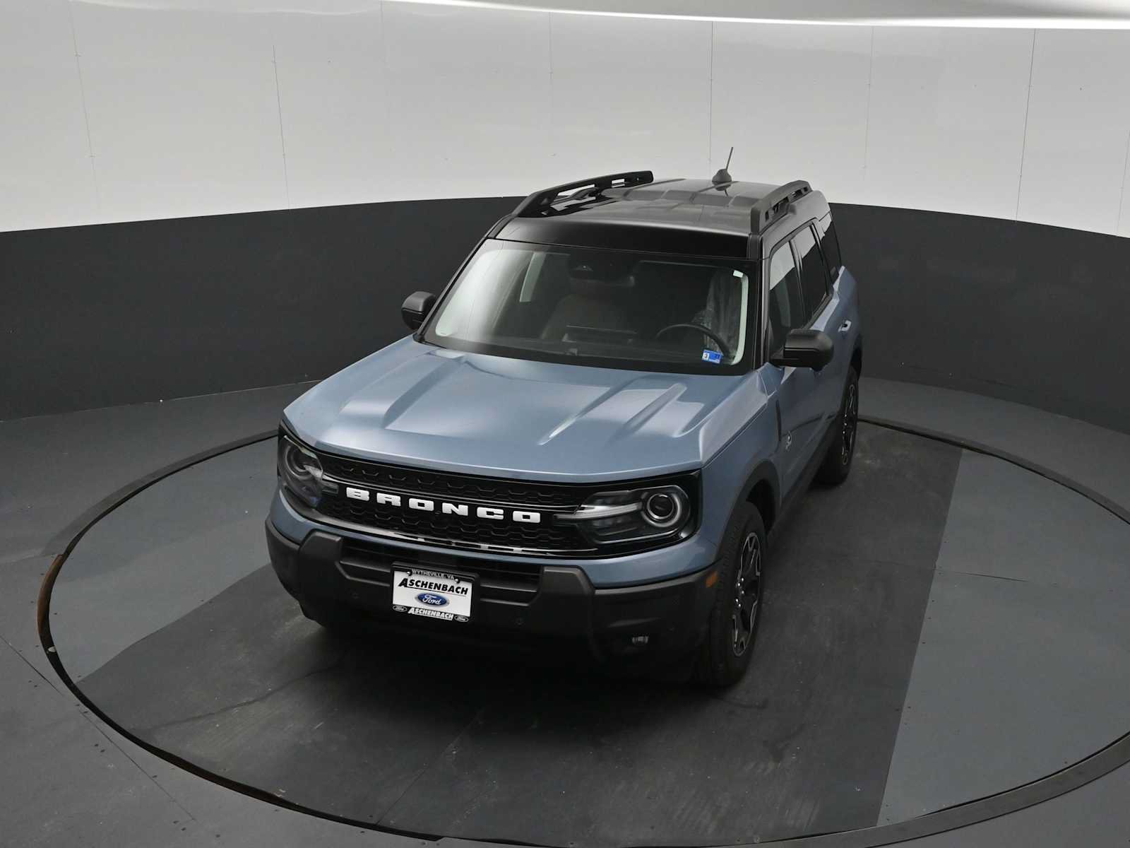 Certified 2025 Ford Bronco Sport Outer Banks w/ Outer Banks Tech Package+ AWD/4WD image 12