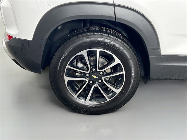 Used 2025 Chevrolet TrailBlazer LT image 33