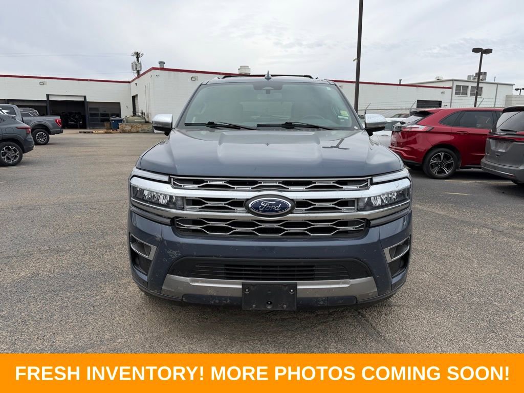 Used 2023 Ford Expedition Platinum video 2