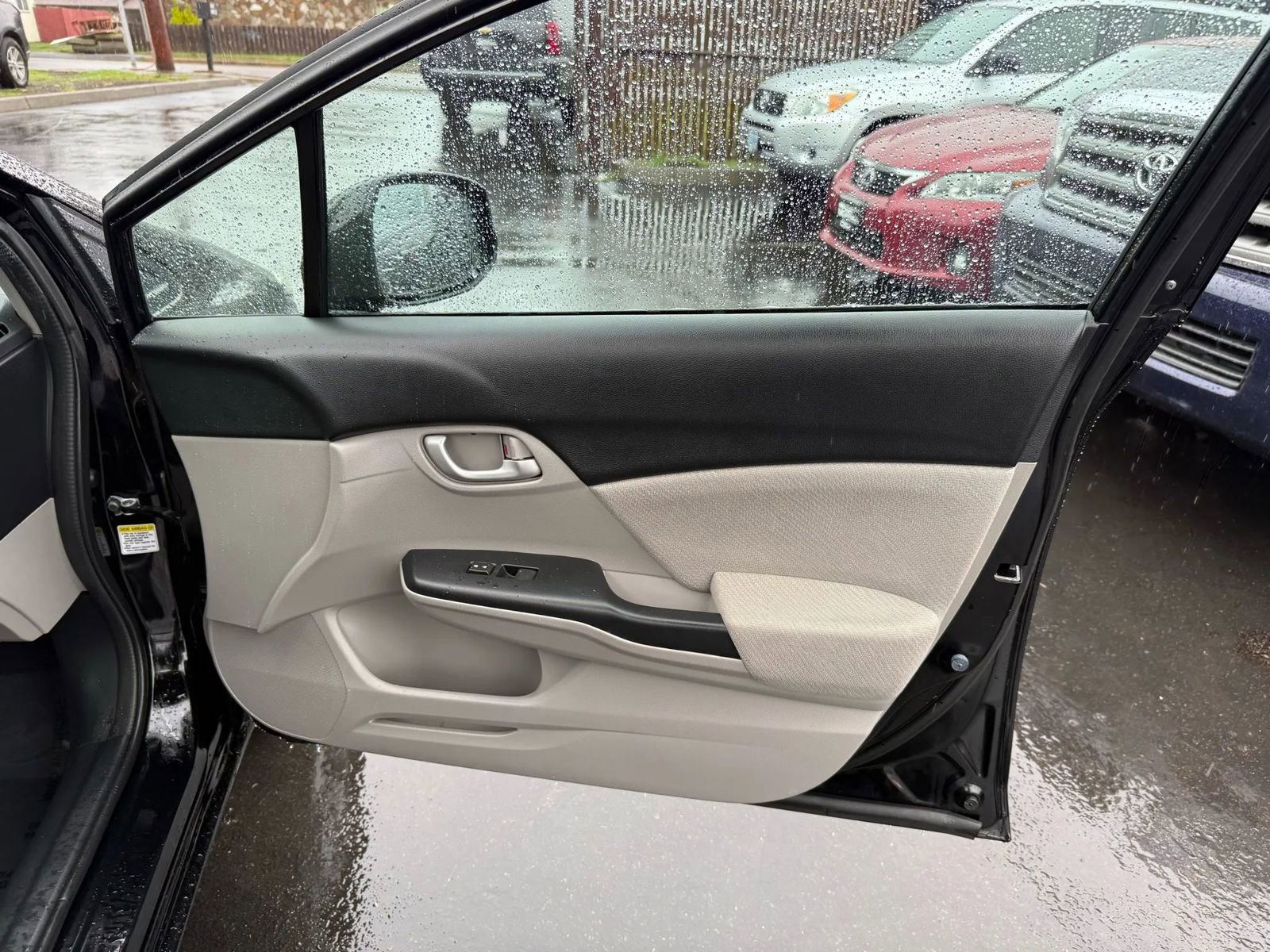 Used 2013 Honda Civic LX image 14