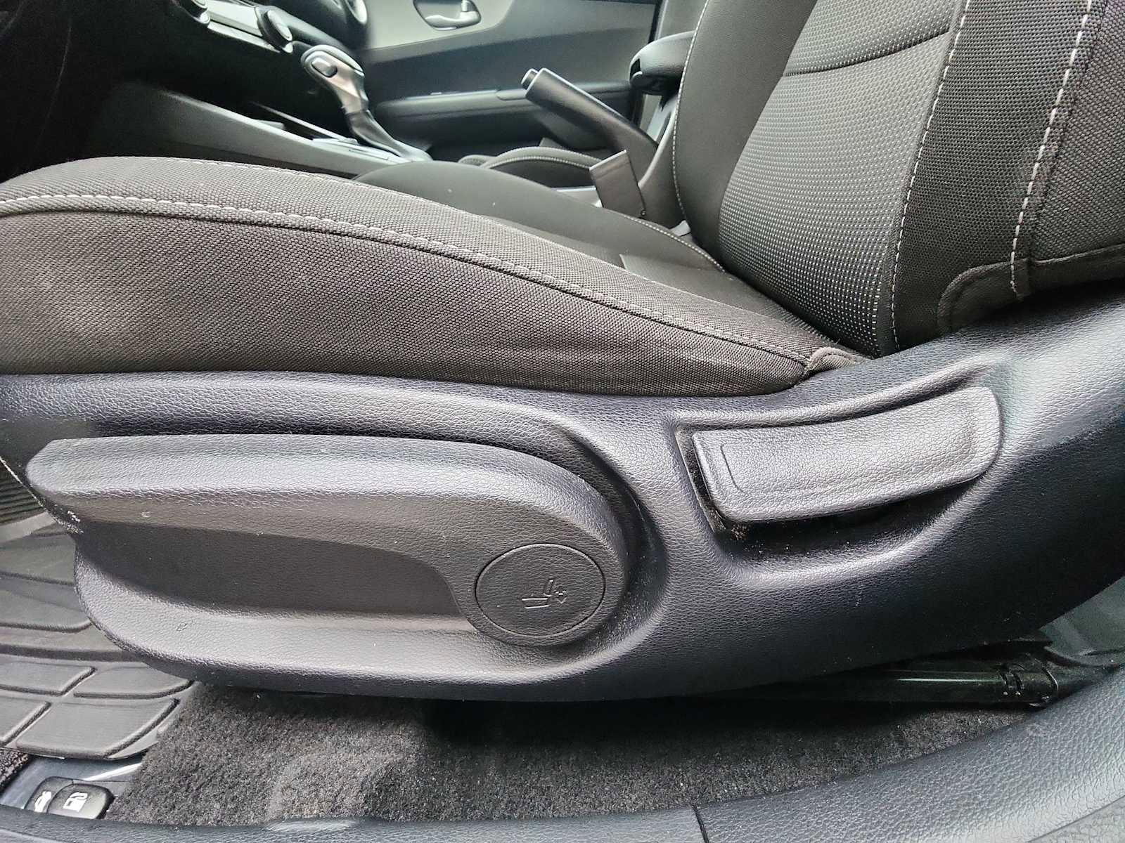 Used 2019 Kia Forte LXS image 13