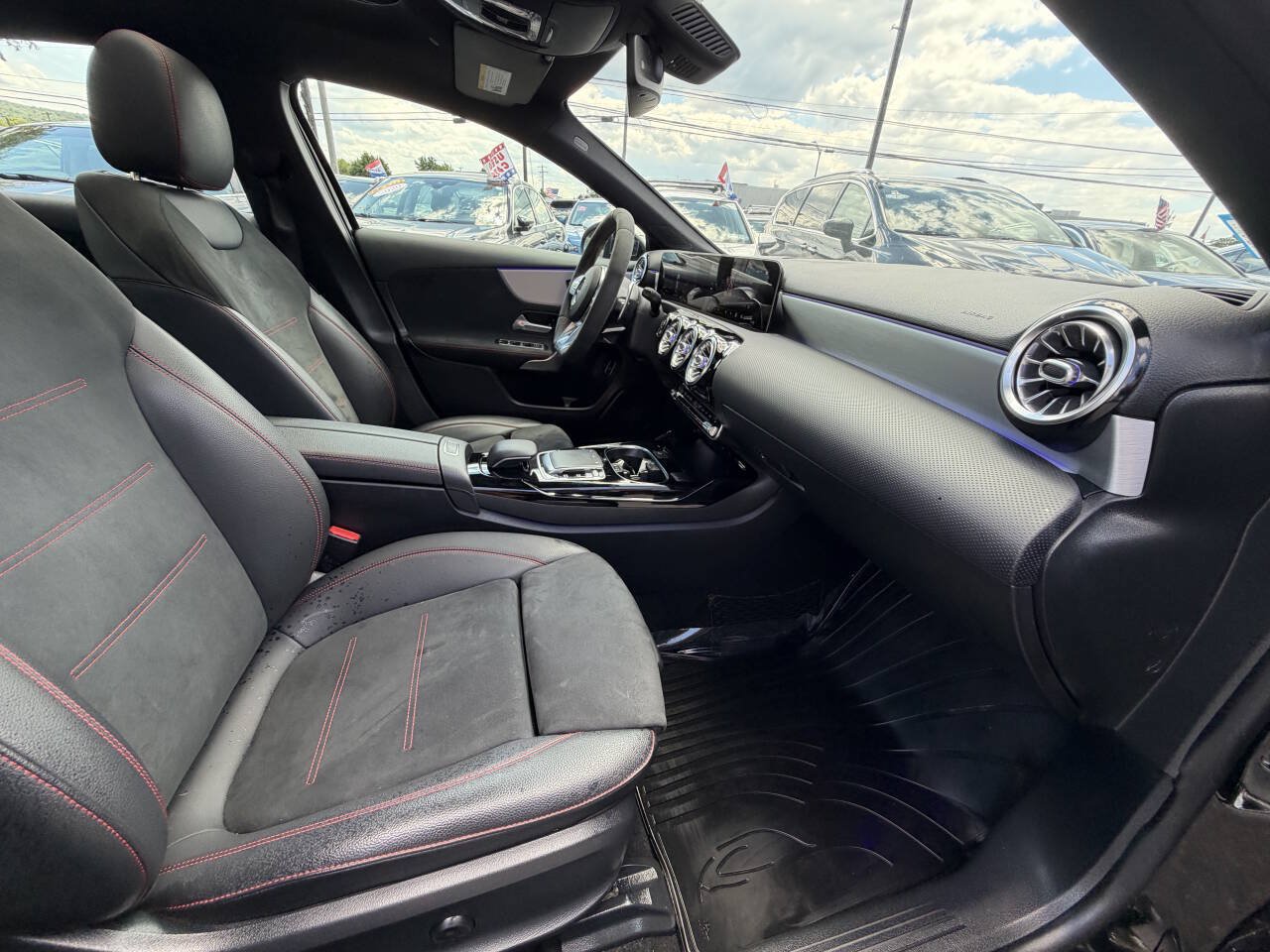 Used 2020 Mercedes-Benz A 35 AMG 4MATIC image 40