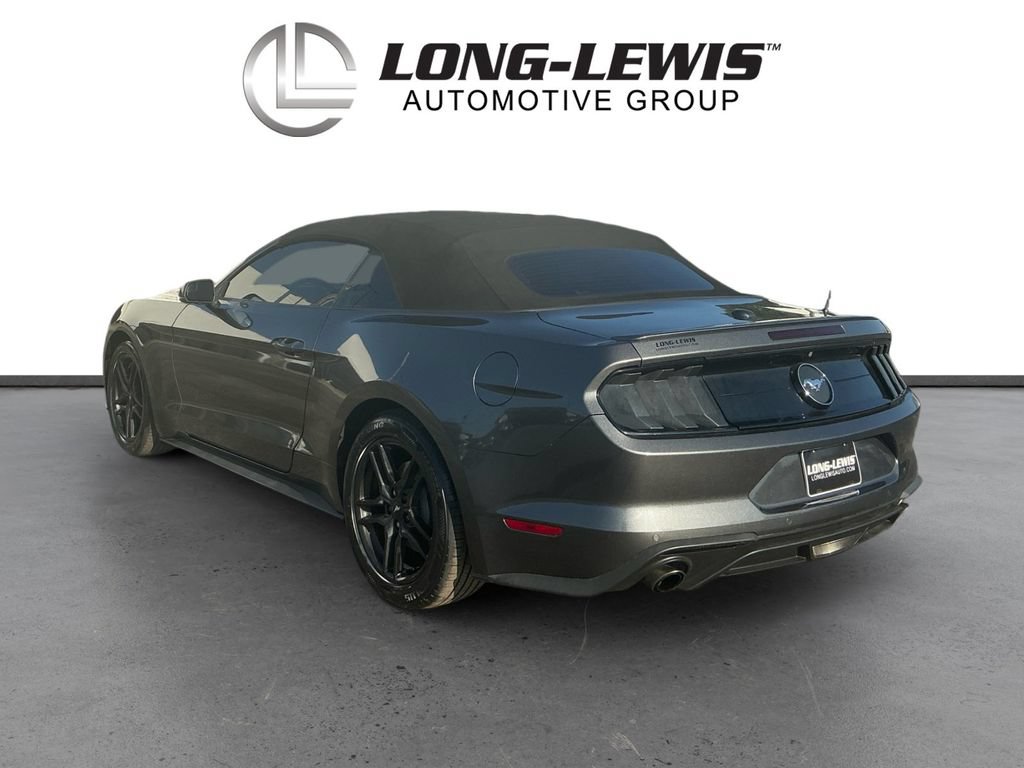 Used 2018 Ford Mustang Premium RWD image 4