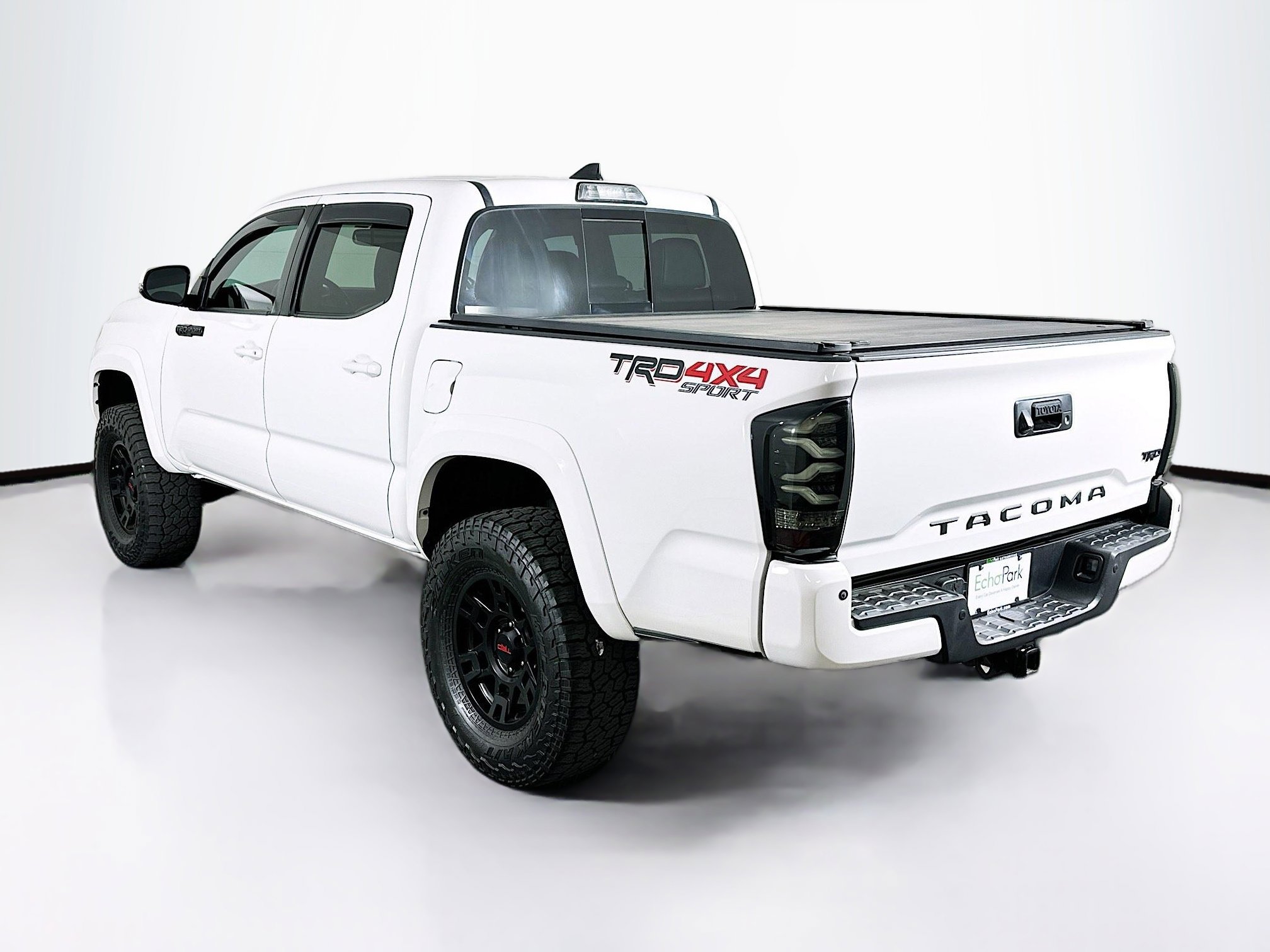 Used 2019 Toyota Tacoma TRD Sport AWD/4WD image 5