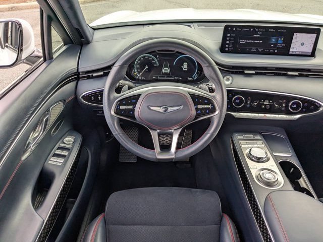 Used 2022 Genesis GV70 3.5T Sport w/ Sport Prestige Package AWD/4WD image 16