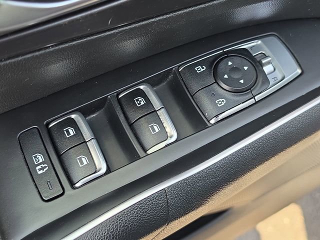 Used 2021 Kia Sorento S image 29