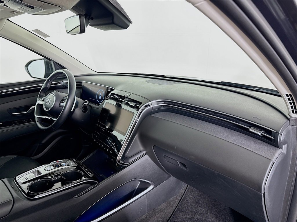 Used 2022 Hyundai Tucson Limited image 32