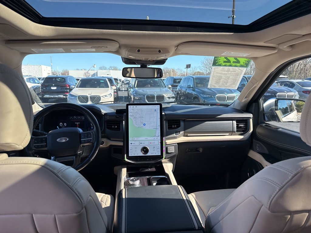 Used 2022 Ford Expedition Platinum image 17