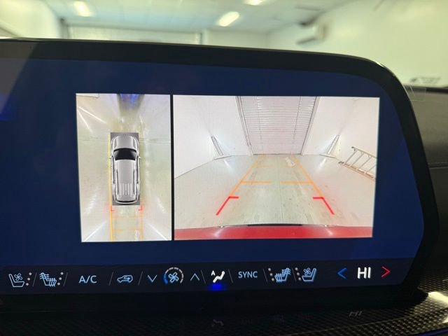 New 2026 Chevrolet Traverse High Country w/ LPO, Floor Liner Package image 24