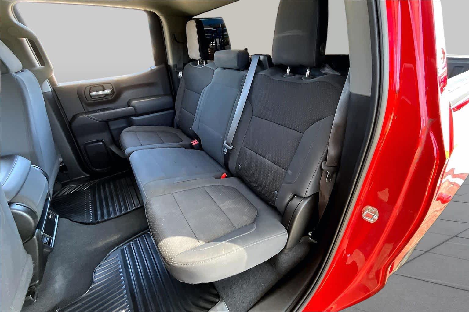 Used 2020 Chevrolet Silverado 1500 Custom w/ Custom Value Package RWD image 21