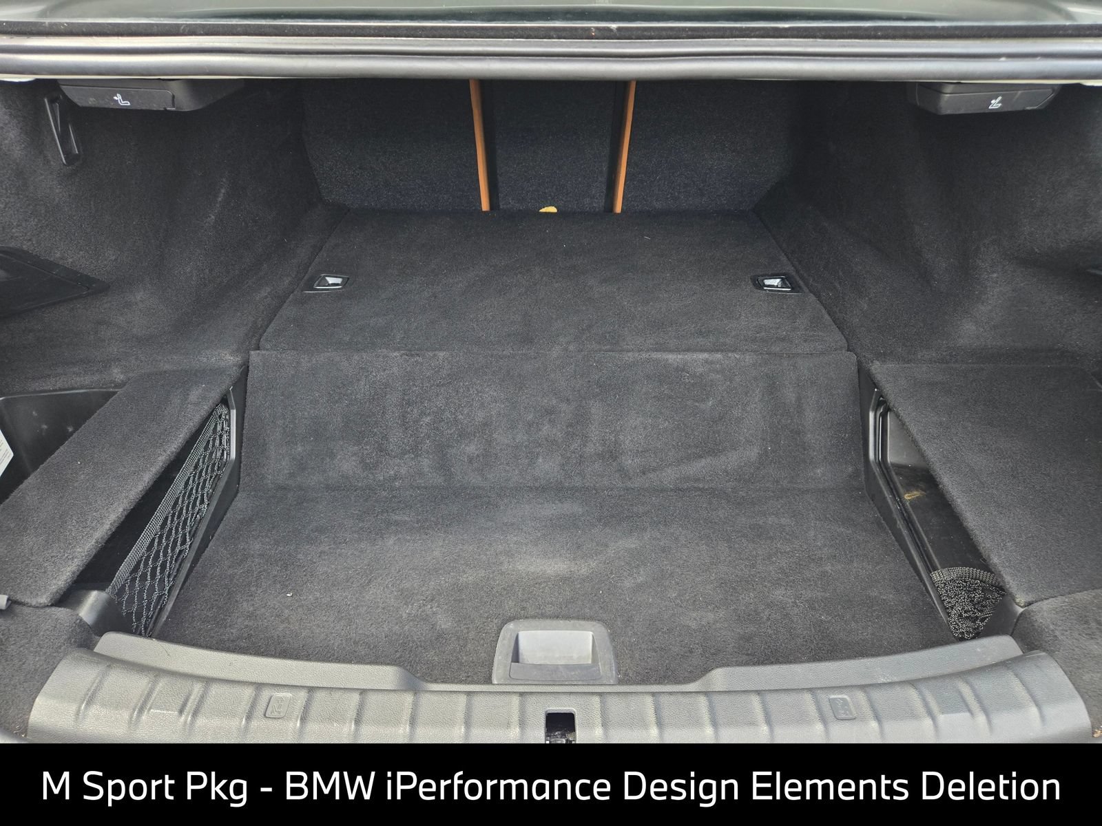 Used 2019 BMW 530e w/ M Sport Package RWD image 18