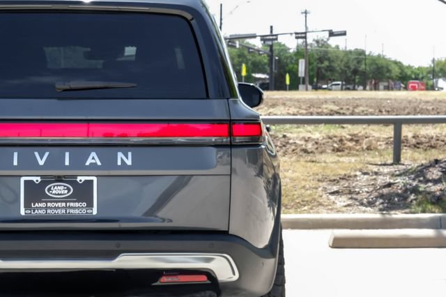 Used 2023 Rivian R1S Adventure AWD/4WD image 56