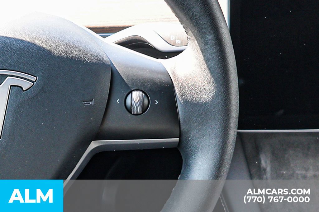 Used 2023 Tesla Model Y Performance AWD/4WD image 35