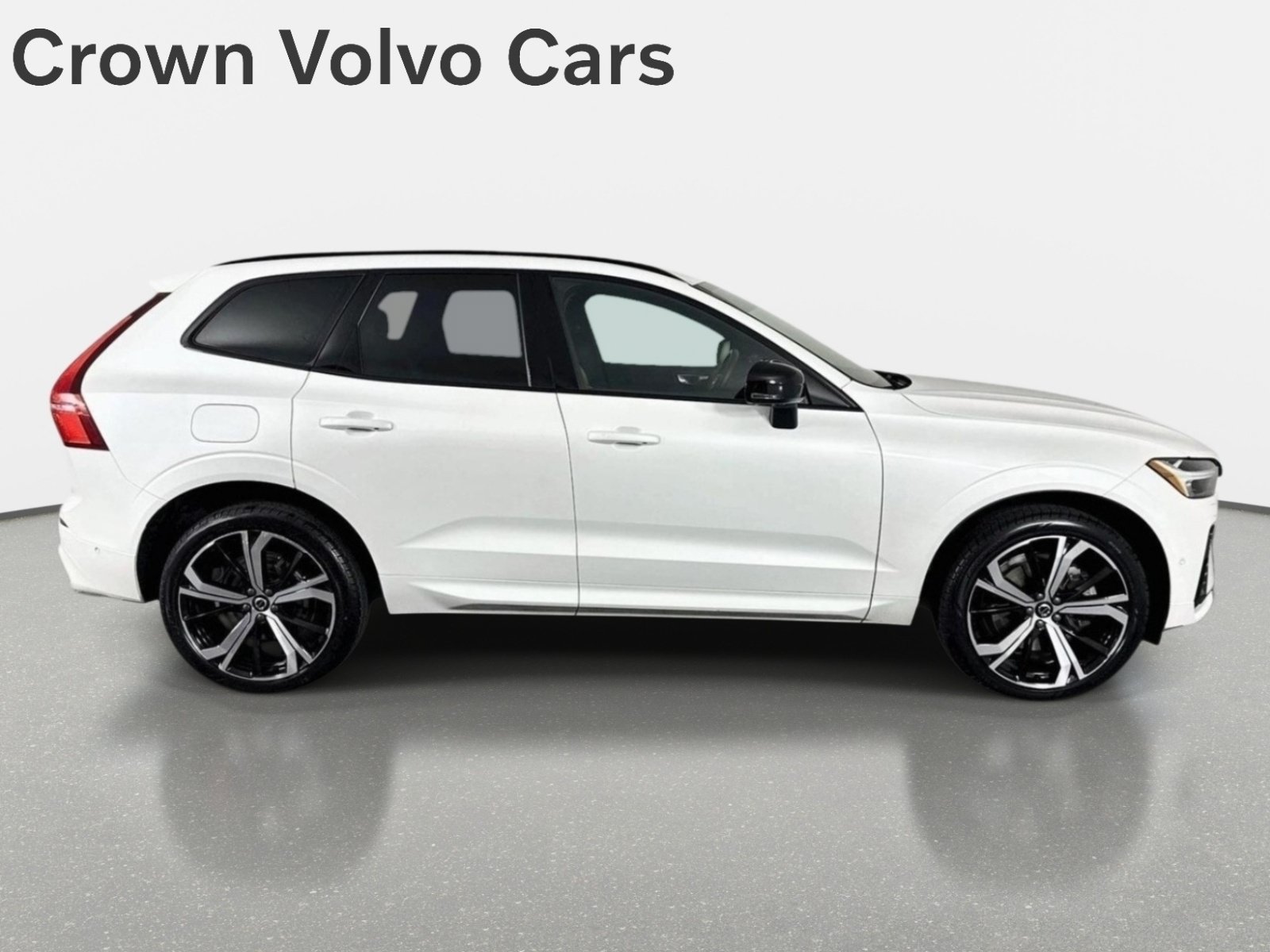 Used 2023 Volvo XC60 T8 Ultimate w/ Climate Package AWD/4WD image 5