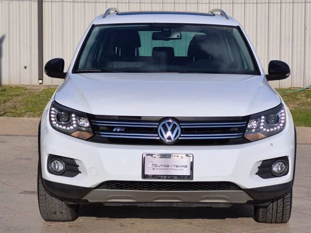 Used 2017 Volkswagen Tiguan Sport image 2