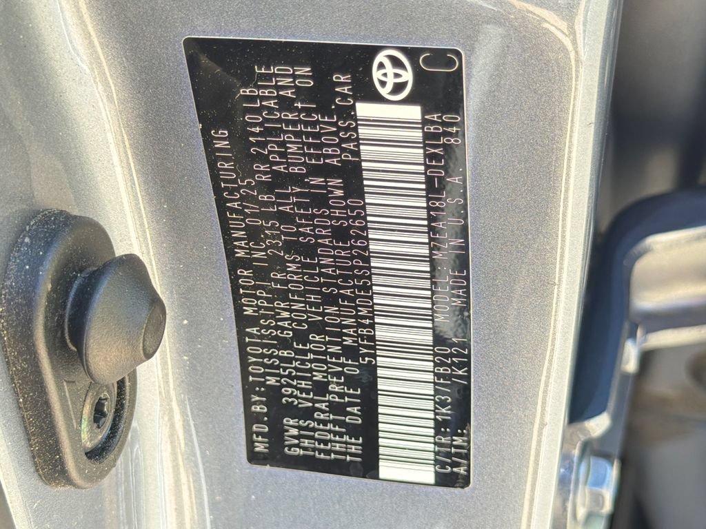 Used 2025 Toyota Corolla LE w/ LE Premium Package FWD image 31