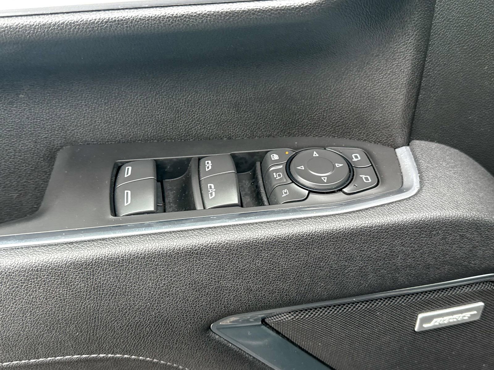 Used 2025 Chevrolet Silverado 2500 LTZ w/ Trail Boss Package image 19