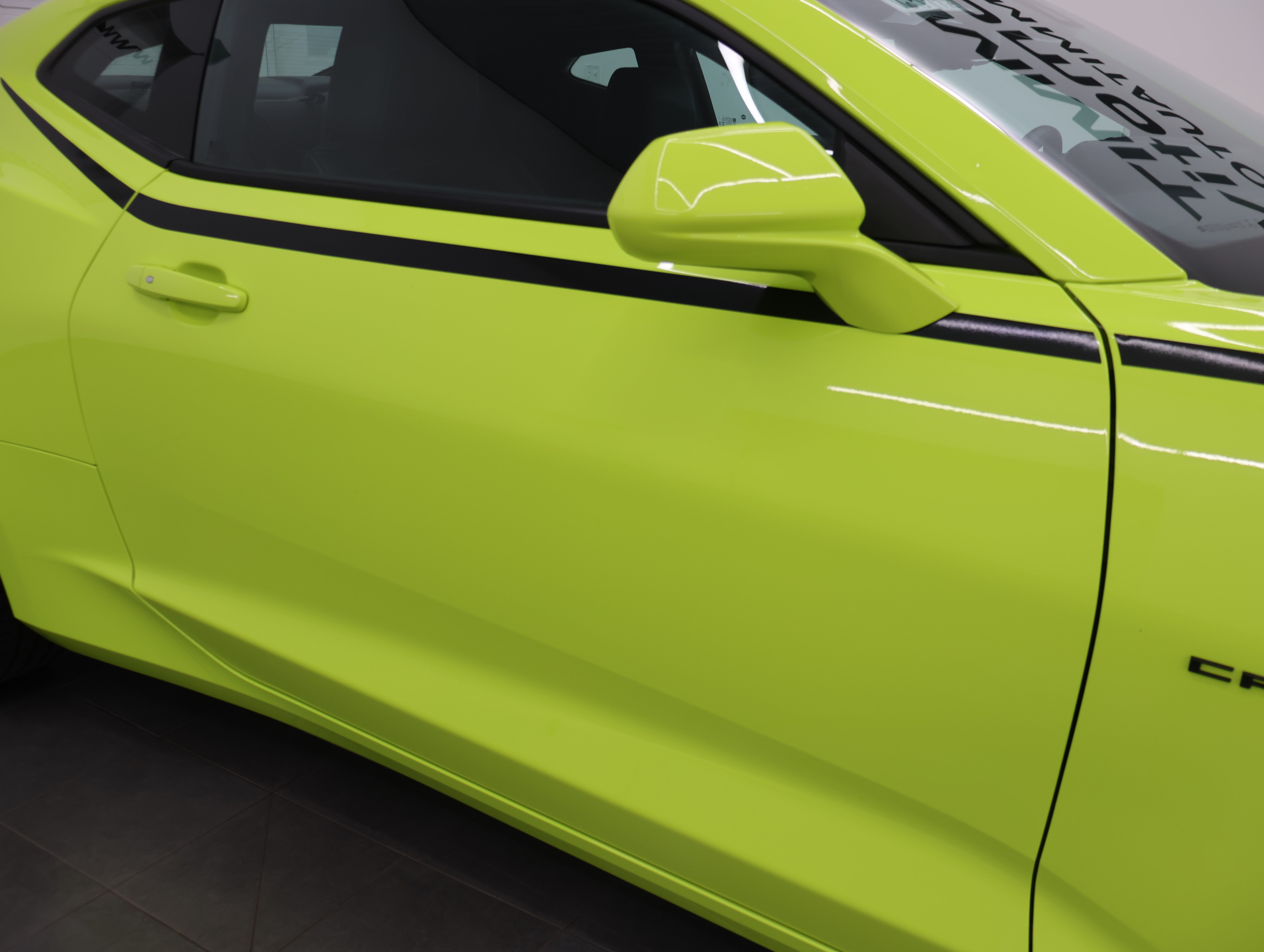 Used 2020 Chevrolet Camaro SS RWD image 23