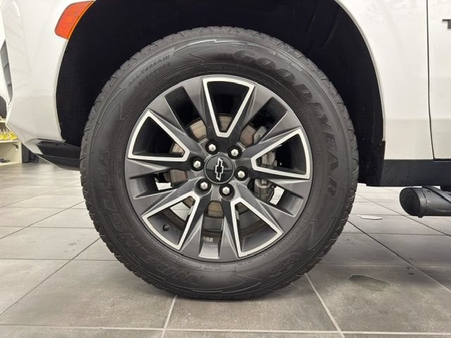 Used 2023 Chevrolet Tahoe Z71 w/ Z71 Off-Road Package AWD/4WD image 20