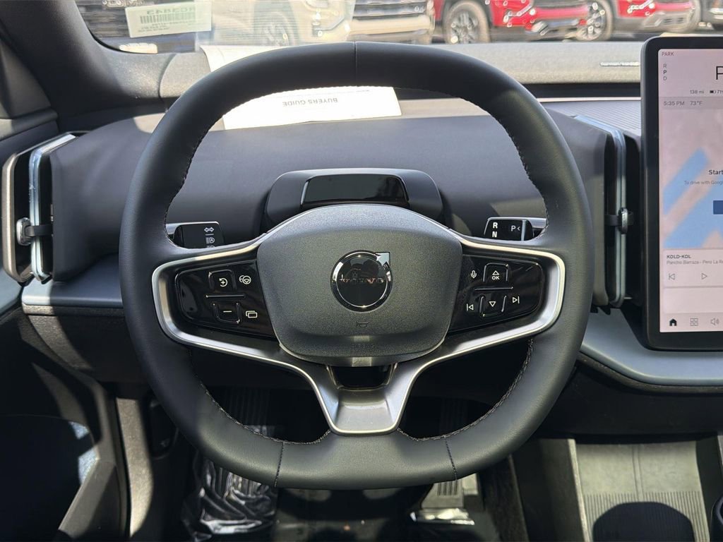 Used 2025 Volvo EX30 Plus w/ Protection Package Premier image 8