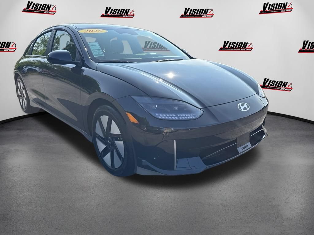 Used 2025 Hyundai Ioniq 6 SE AWD/4WD image 3