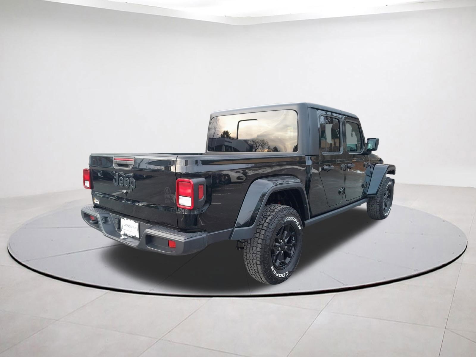 Certified 2022 Jeep Gladiator Sport image 7