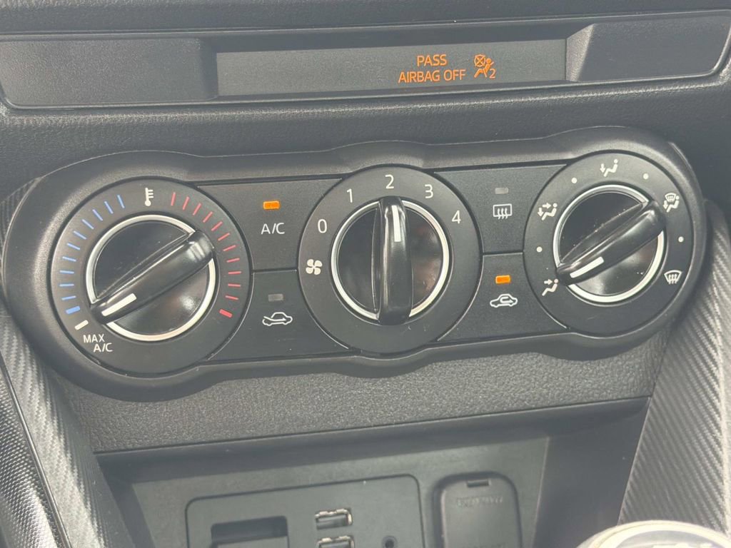 Used 2017 Toyota Yaris iA image 15