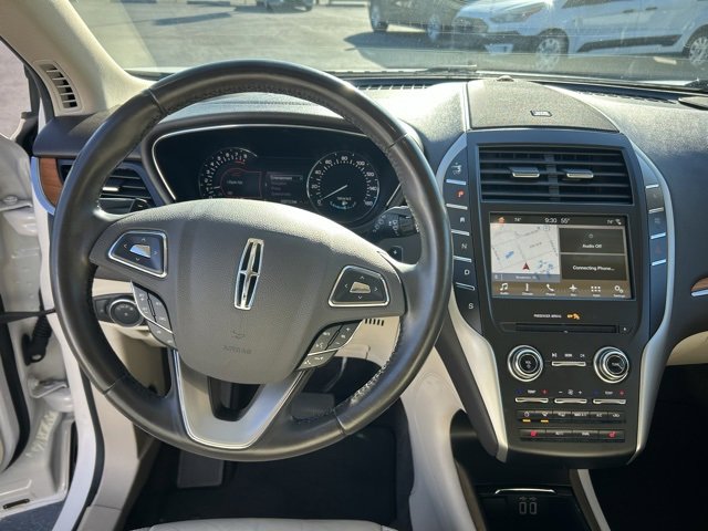 Used 2018 Lincoln MKC Select w/ Select Plus Package image 17