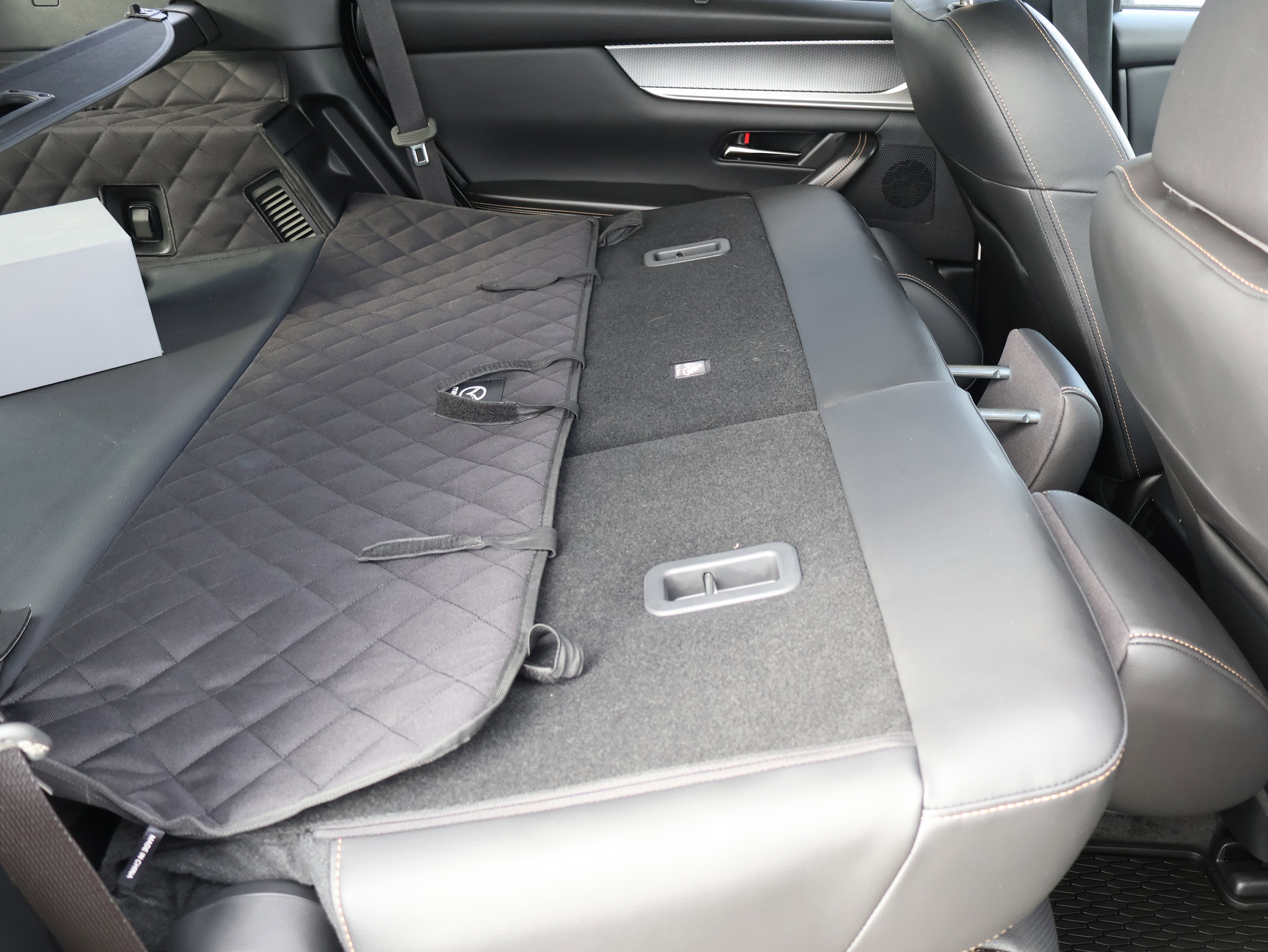 Certified 2025 MAZDA CX-70 Plug-In Hybrid w/ Premium Pkg image 13