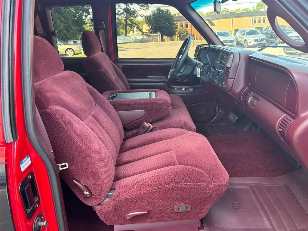 Used 1998 Chevrolet Silverado 1500 2WD Extended Cab w/ Preferred Equipment Group 2 image 12