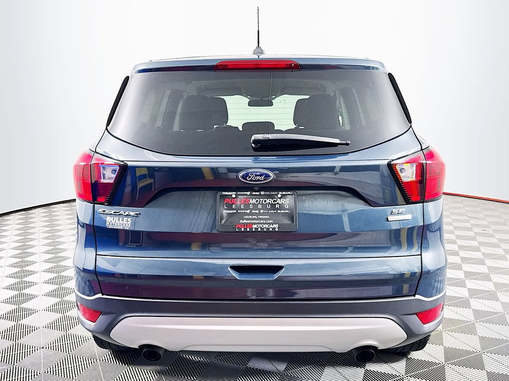 Used 2019 Ford Escape SE FWD image 6