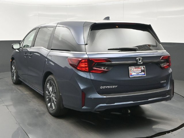New 2027 Honda Odyssey Touring image 4