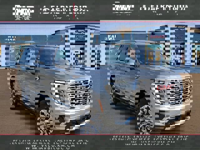 New 2026 GMC Yukon XL Denali w/ Sun & Power Step Package