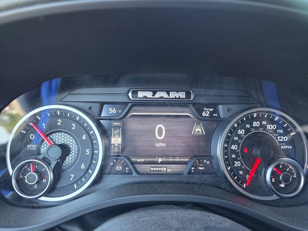 New 2026 RAM 1500 4x4 Crew Cab image 9