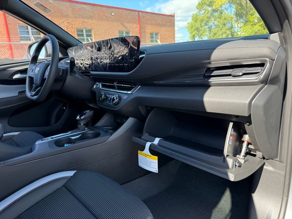 New 2026 Buick Envista Preferred w/ Convenience II Package image 17