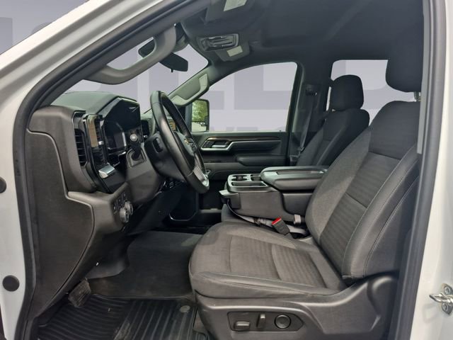 Used 2025 Chevrolet Silverado 2500 LT w/ Convenience Package image 10