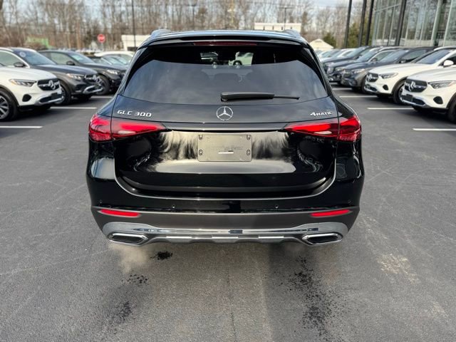 Used 2026 Mercedes-Benz GLC 300 4MATIC image 4