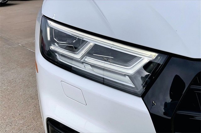 Used 2020 Audi SQ5 Prestige image 31