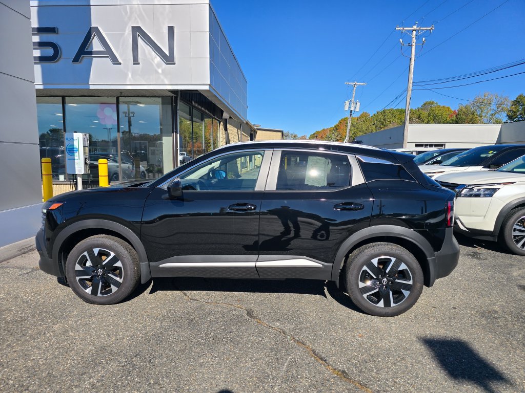 Used 2026 Nissan Kicks SV w/ SV Premium Package AWD/4WD image 33