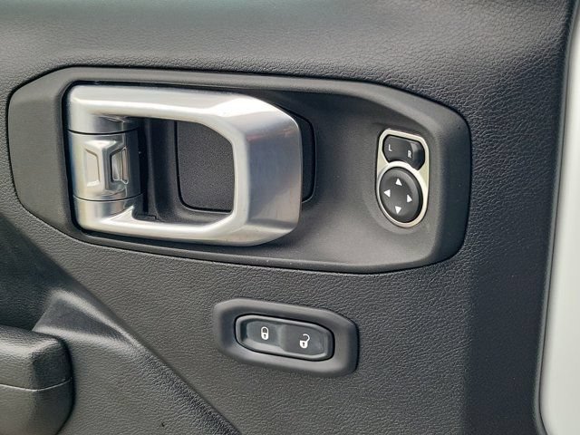 Used 2021 Jeep Wrangler Sport AWD/4WD image 18