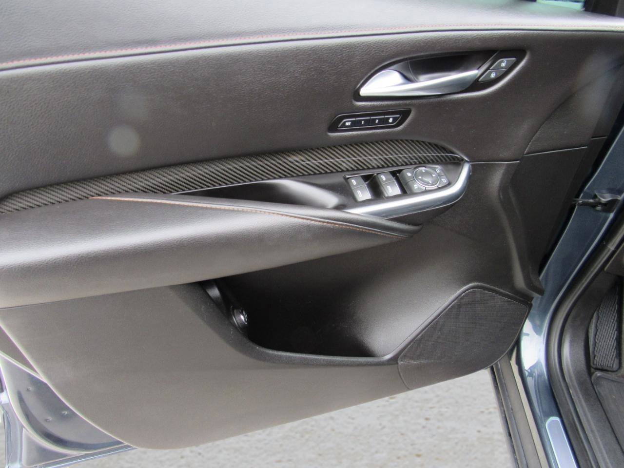 Used 2019 Cadillac XT4 Sport w/ Cold Weather Package image 15