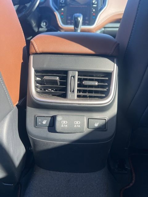 Used 2021 Subaru Outback Touring w/ Popular Package #2 image 24
