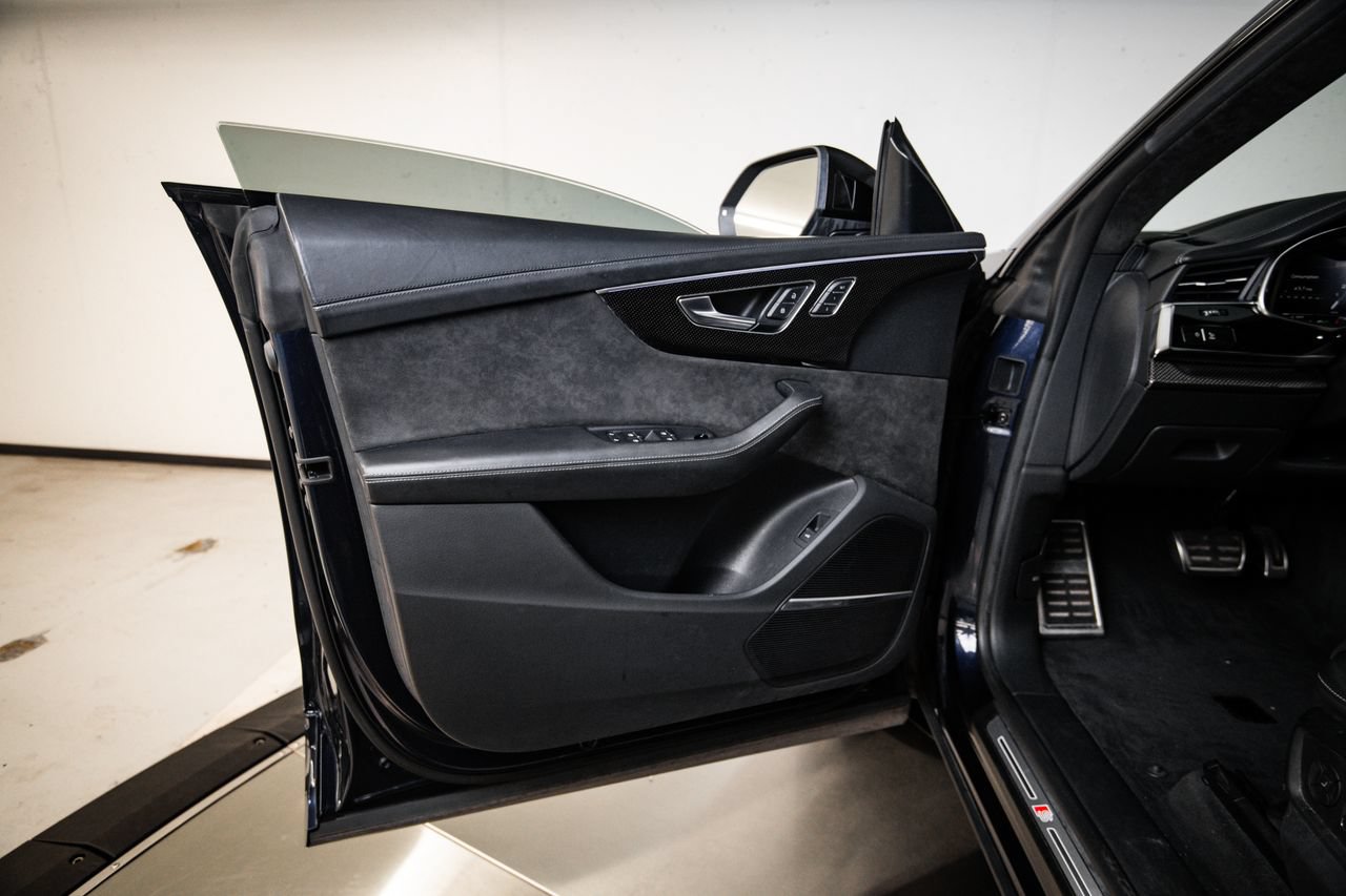 Used 2021 Audi SQ8 Prestige AWD/4WD image 23