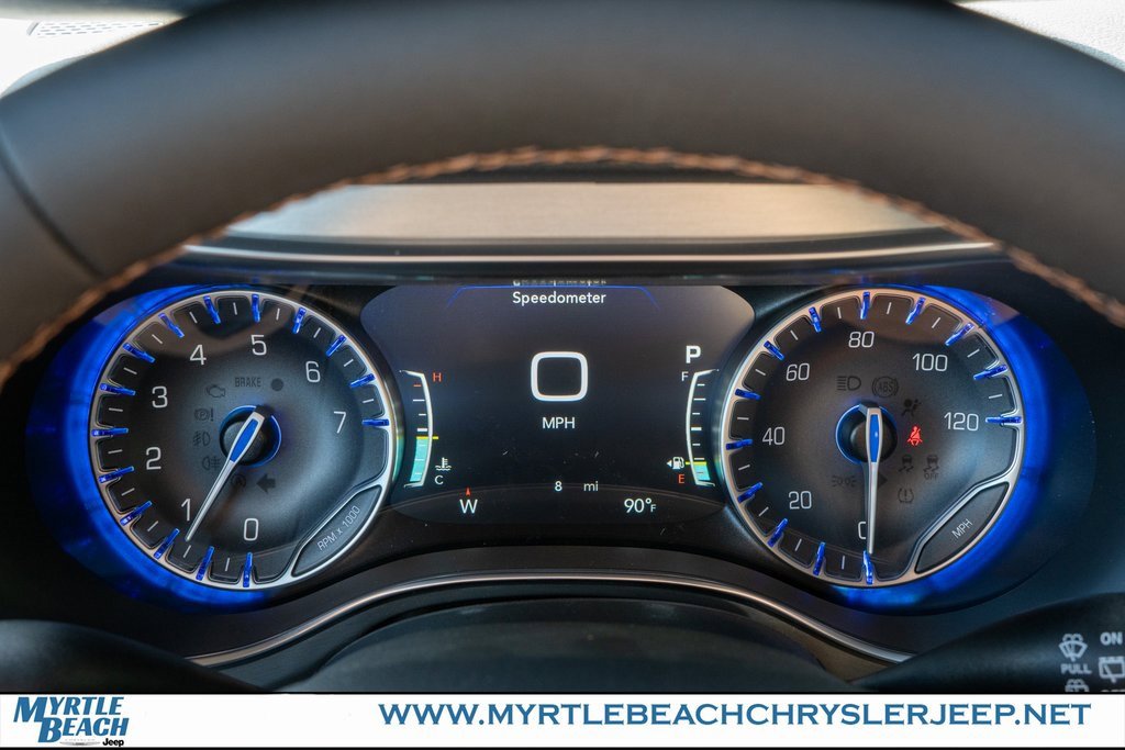 New 2026 Chrysler Pacifica Pinnacle image 25