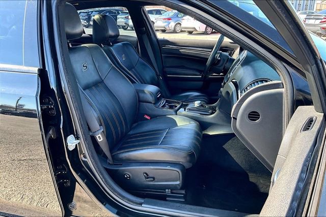 Used 2017 Chrysler 300 S image 26