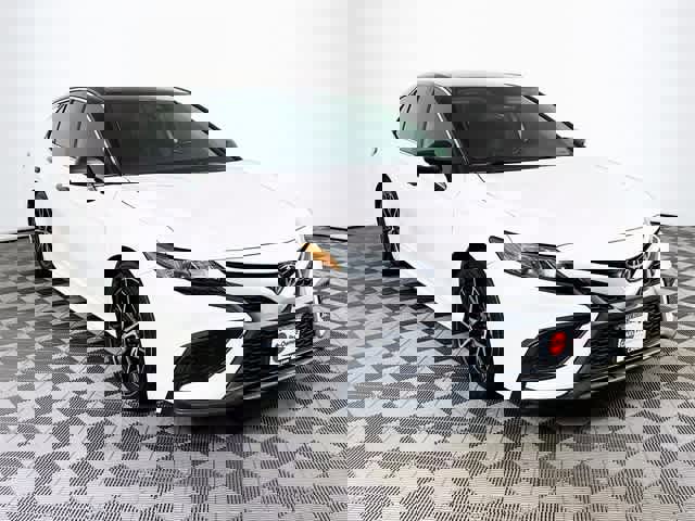 Used 2021 Toyota Camry SE