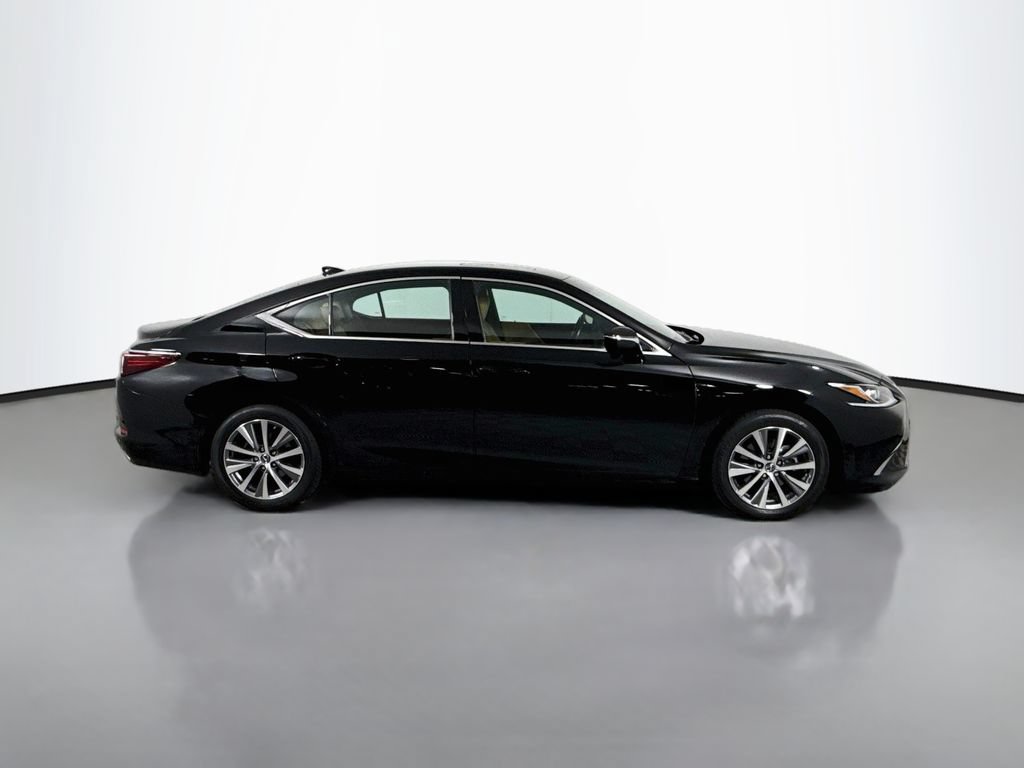 Certified 2020 Lexus ES 350 F Sport w/ Accessory Package 2 FWD image 4