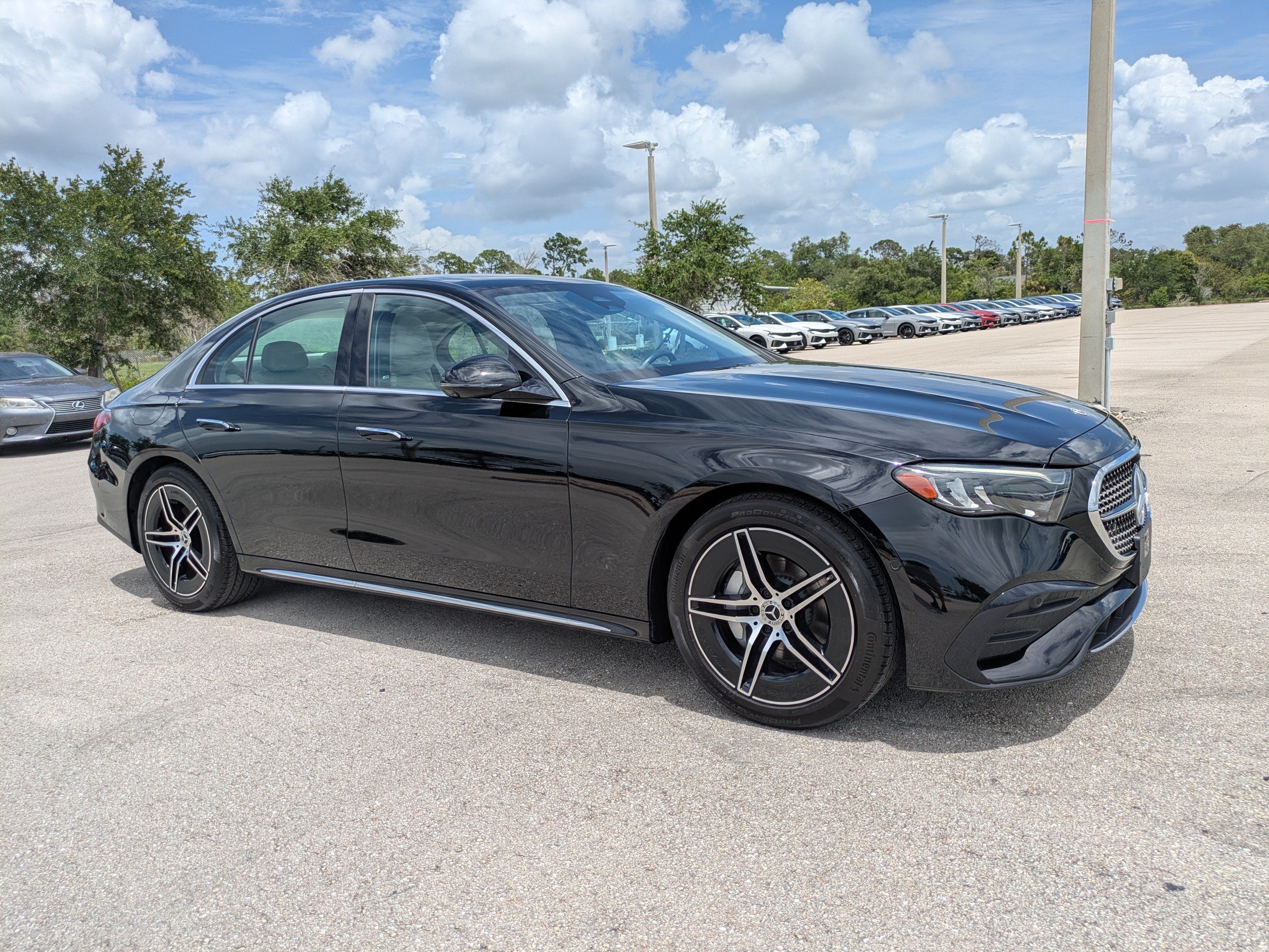 Used 2025 Mercedes-Benz E 350 4MATIC Sedan w/ Winter Package image 2