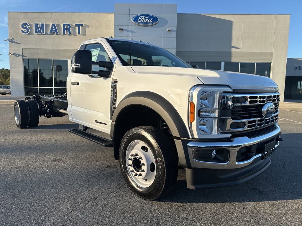 New 2026 Ford F450 XL w/ XL Chrome Package image 1