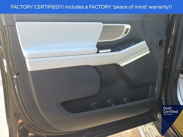 Used 2025 Ford Expedition Platinum w/ Driver's Package AWD/4WD image 35